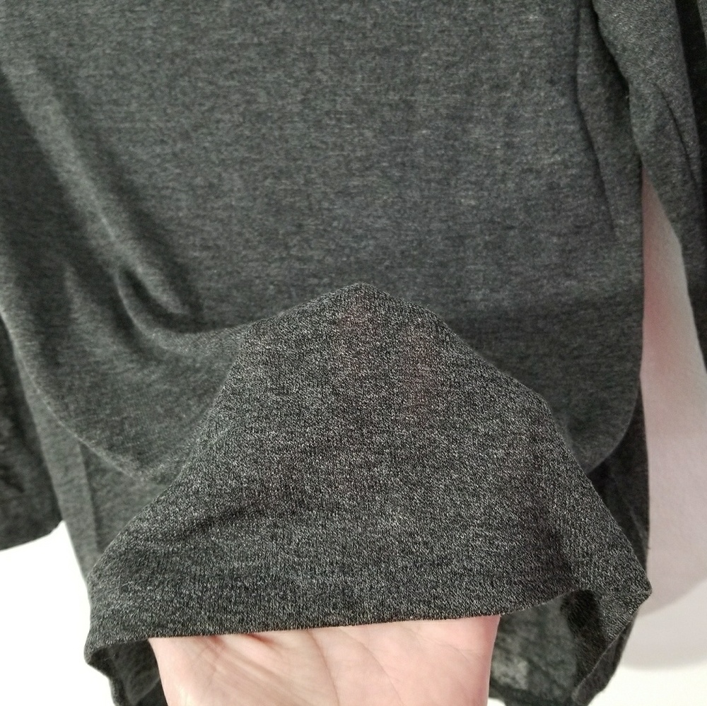 Loose Off Shoulder Loose Shirt - Picture 4 of 7